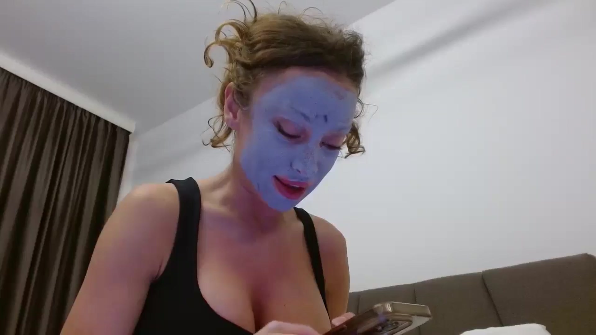 Gallery image thumbnail from Anayys's myfreecams stream on, 11/21/2024, 02:13 image 13 of 20