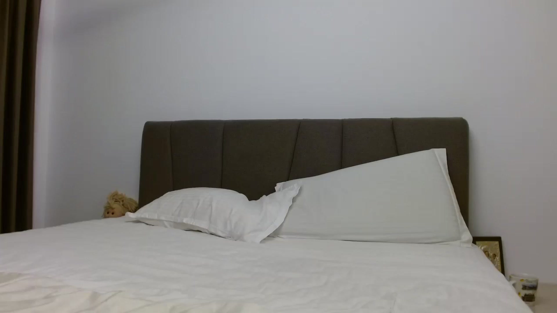 Gallery image thumbnail from Anayys's myfreecams stream on, 11/26/2024, 02:14 image 18 of 20