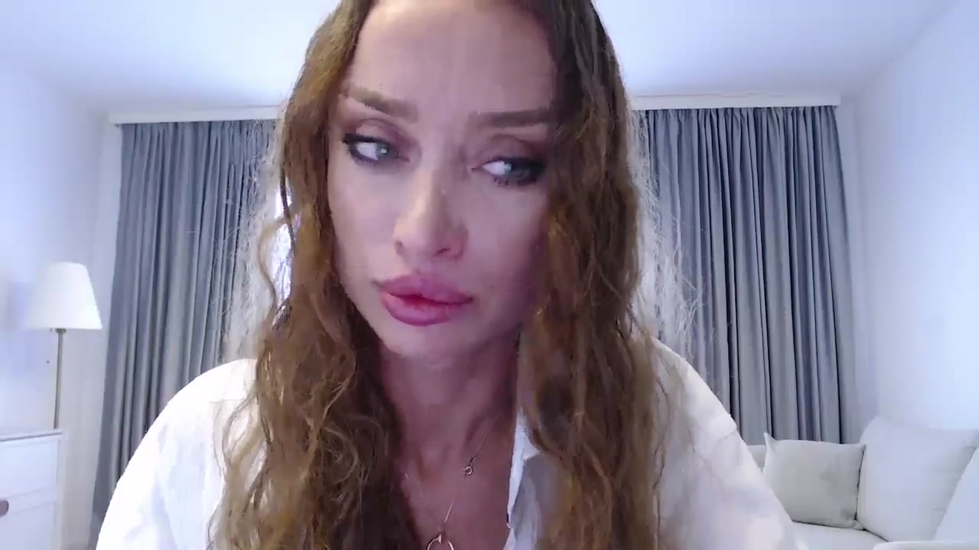 Gallery image thumbnail from Anayys's myfreecams stream on, 12/16/2024, 08:15 image 9 of 20