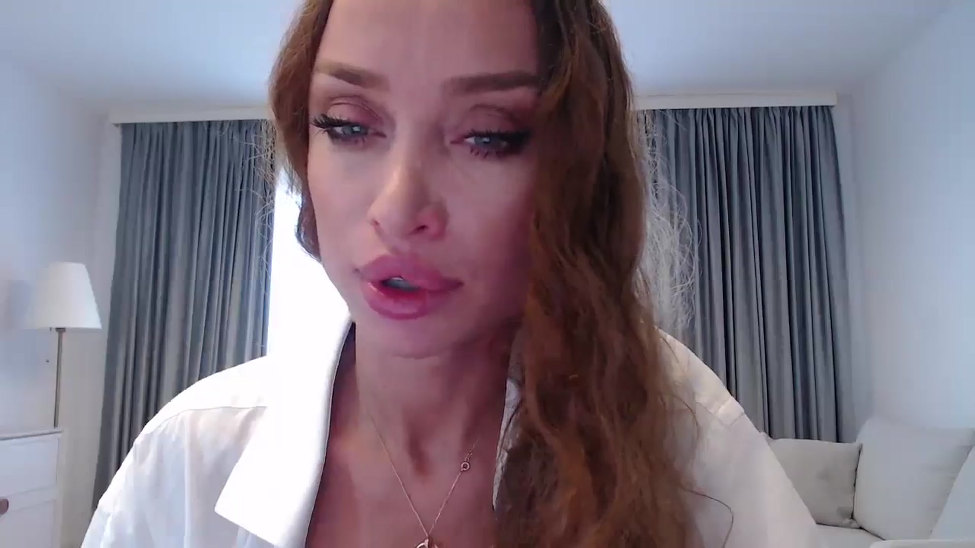 Gallery image thumbnail from Anayys's myfreecams stream on, 12/16/2024, 08:15 image 12 of 20