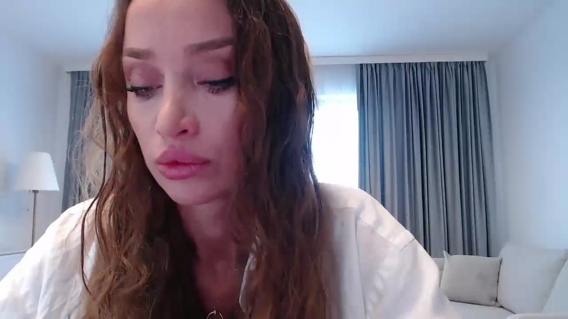 Gallery image thumbnail from Anayys's myfreecams stream on, 12/16/2024, 08:15 image 4 of 20