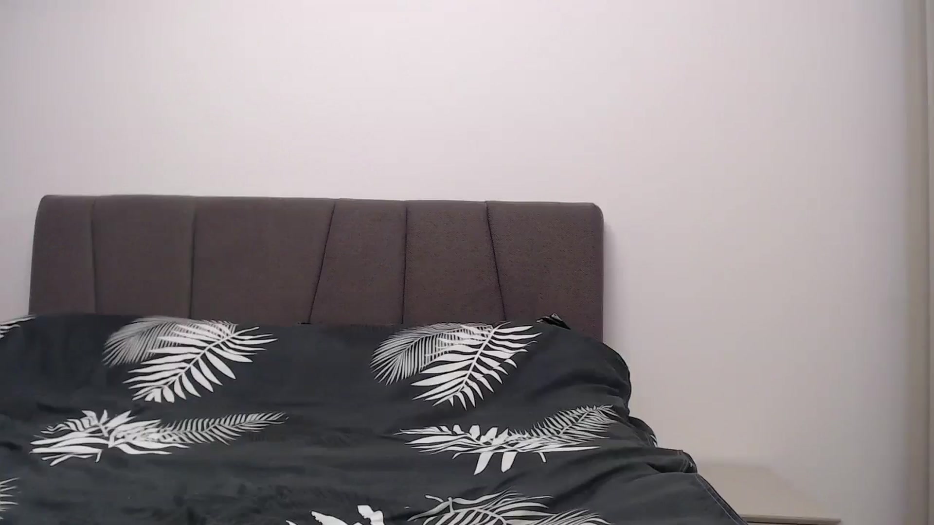 Gallery image thumbnail from Anayys's myfreecams stream on, 12/18/2024, 21:26 image 20 of 20