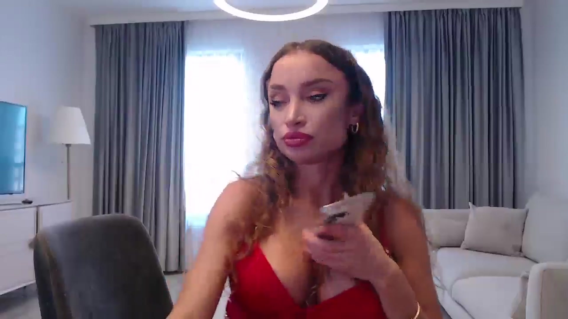 Gallery image thumbnail from Anayys's myfreecams stream on, 12/19/2024, 12:10 image 15 of 20