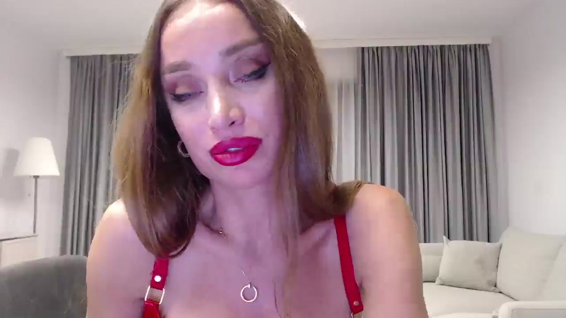 Gallery image thumbnail from Anayys's myfreecams stream on, 12/19/2024, 23:47 image 20 of 20
