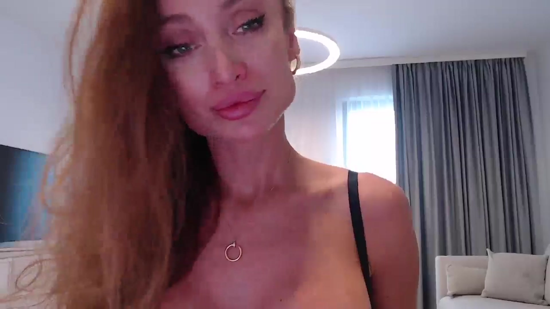 Gallery image thumbnail from Anayys's myfreecams stream on, 12/20/2024, 12:42 image 19 of 20