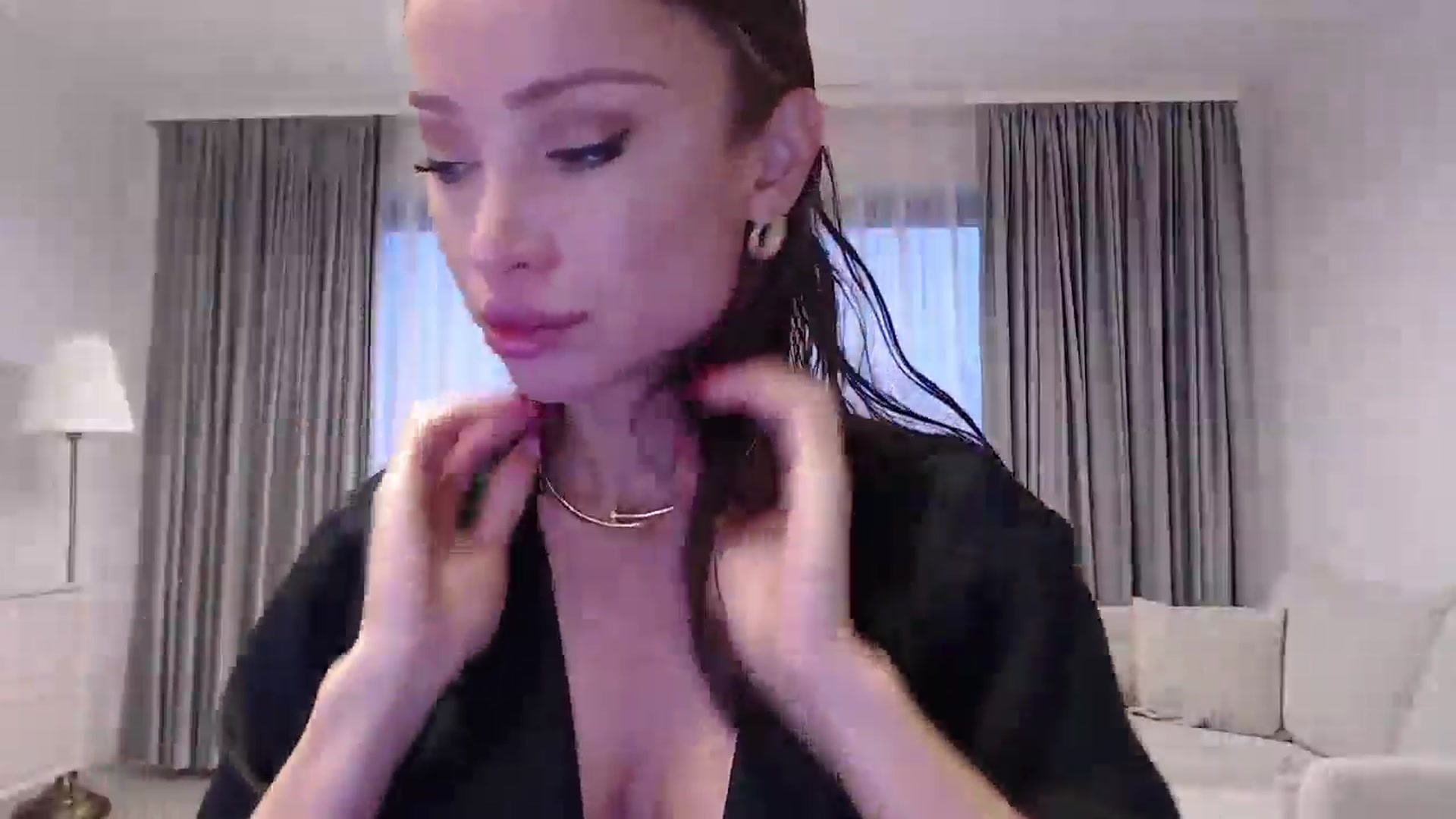 Gallery image thumbnail from Anayys's myfreecams stream on, 12/24/2024, 14:41 image 13 of 20