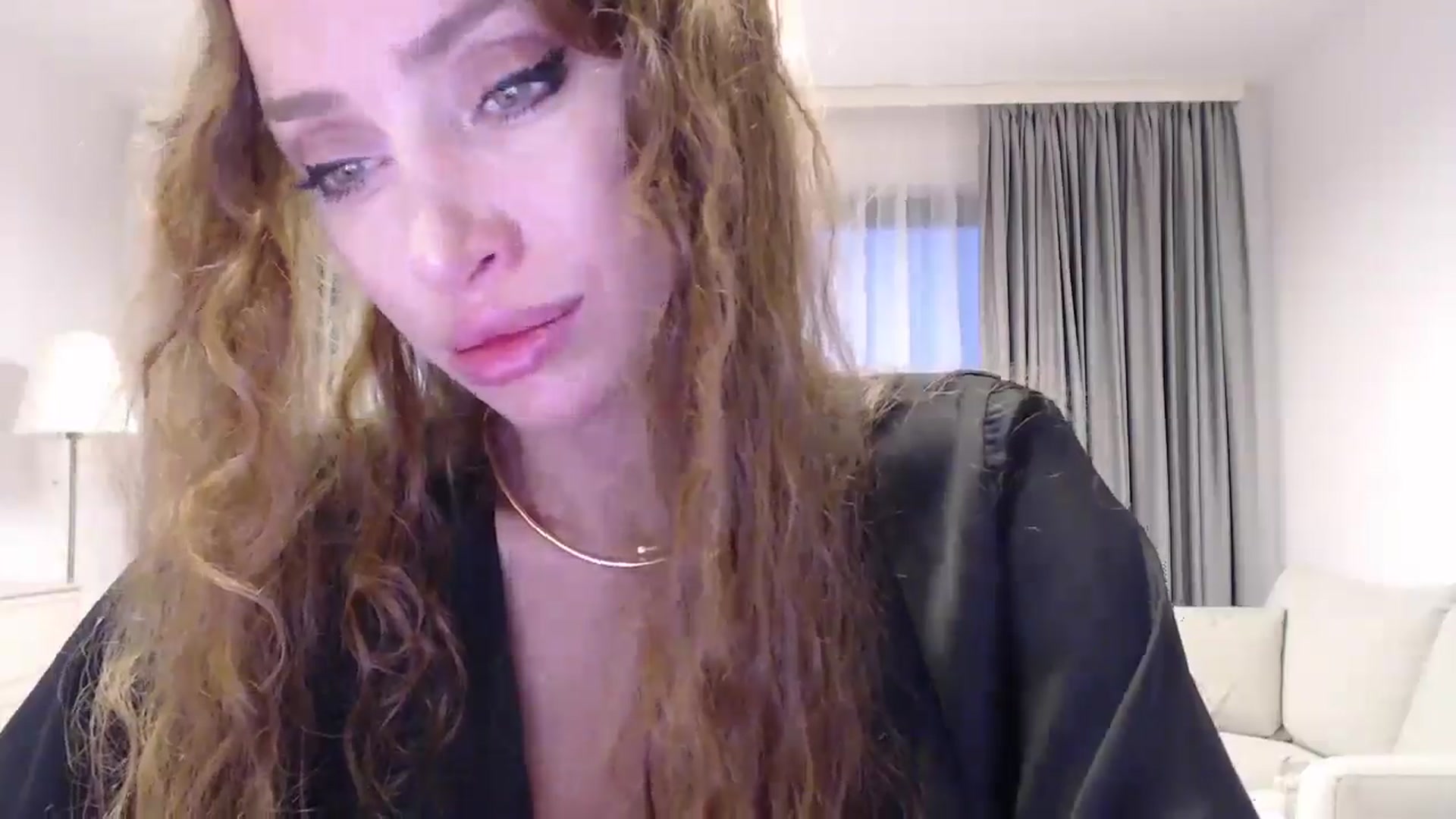 Gallery image thumbnail from Anayys's myfreecams stream on, 12/24/2024, 14:41 image 19 of 20