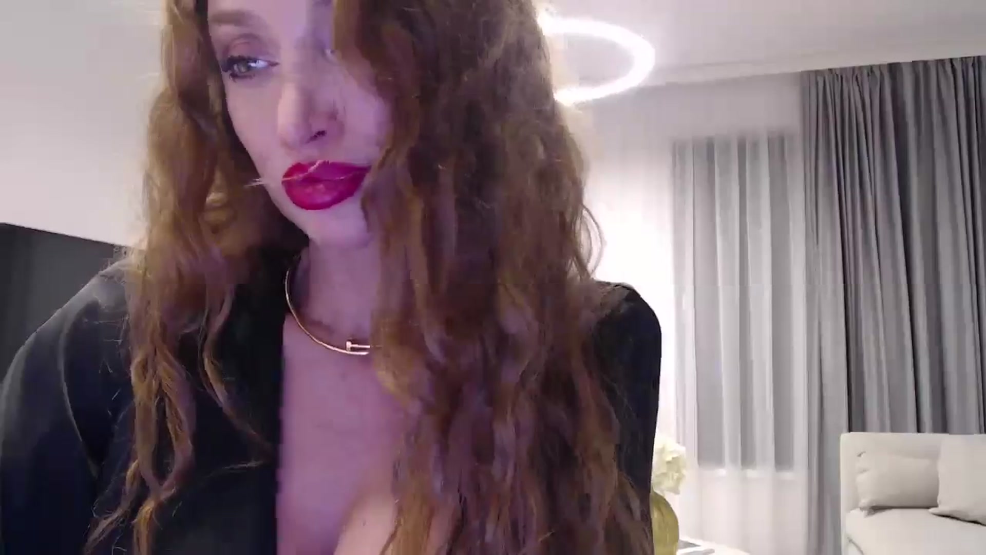 Gallery image thumbnail from Anayys's myfreecams stream on, 12/29/2024, 23:23 image 14 of 20