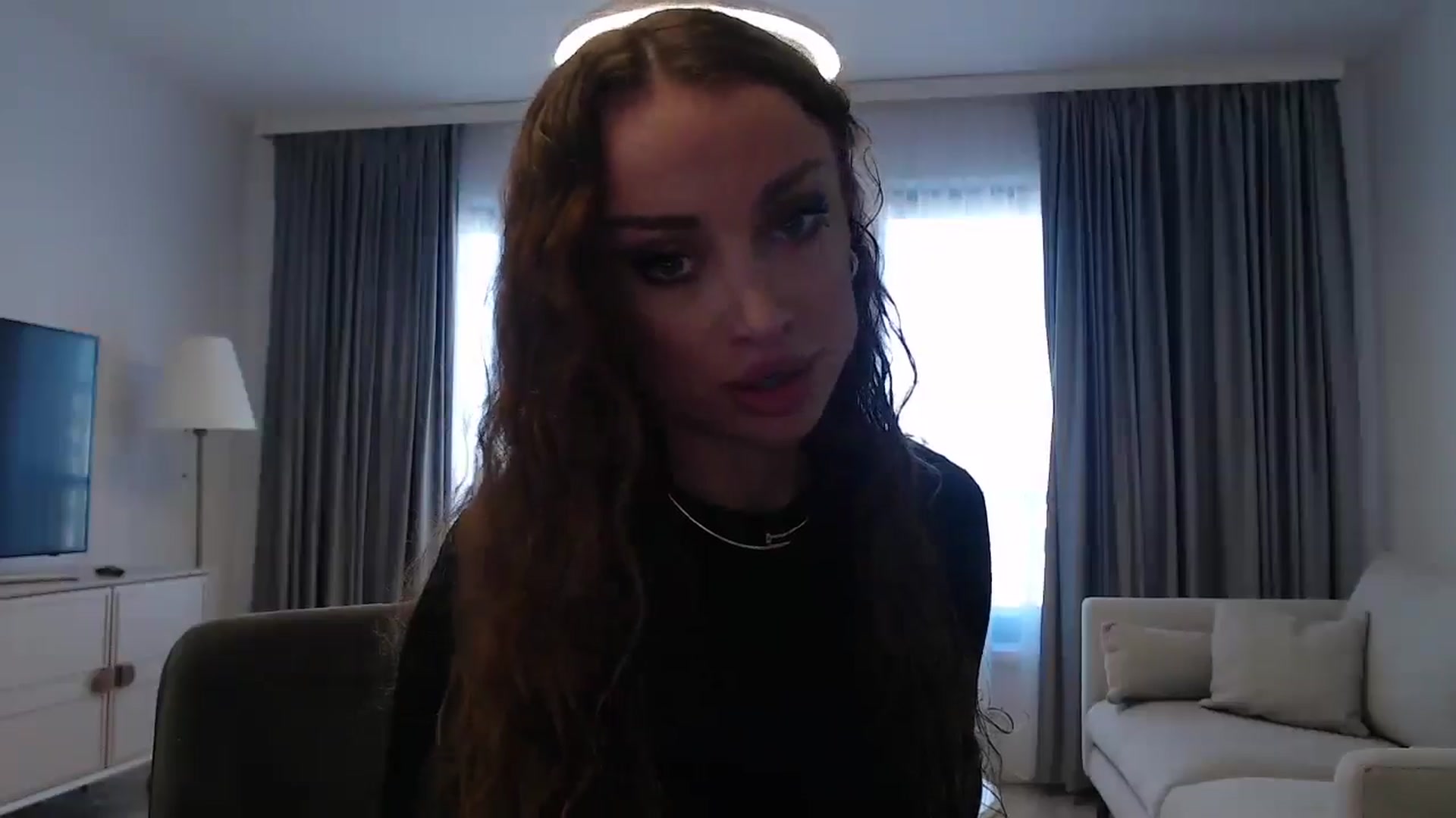 Gallery image thumbnail from Anayys's myfreecams stream on, 01/02/2025, 12:56 image 20 of 20