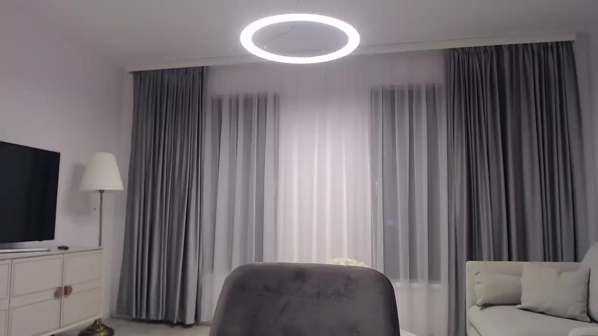 Gallery image thumbnail from Anayys's myfreecams stream on, 01/03/2025, 16:34 image 17 of 20