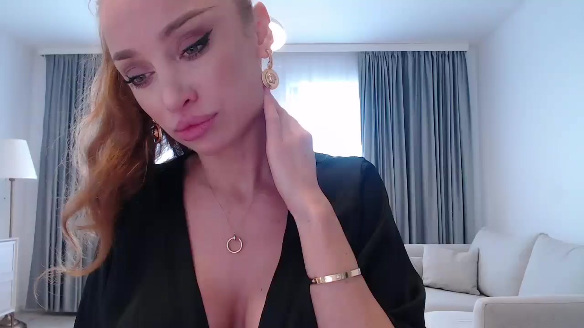 Gallery image thumbnail from Anayys's myfreecams stream on, 01/04/2025, 10:59 image 1 of 20