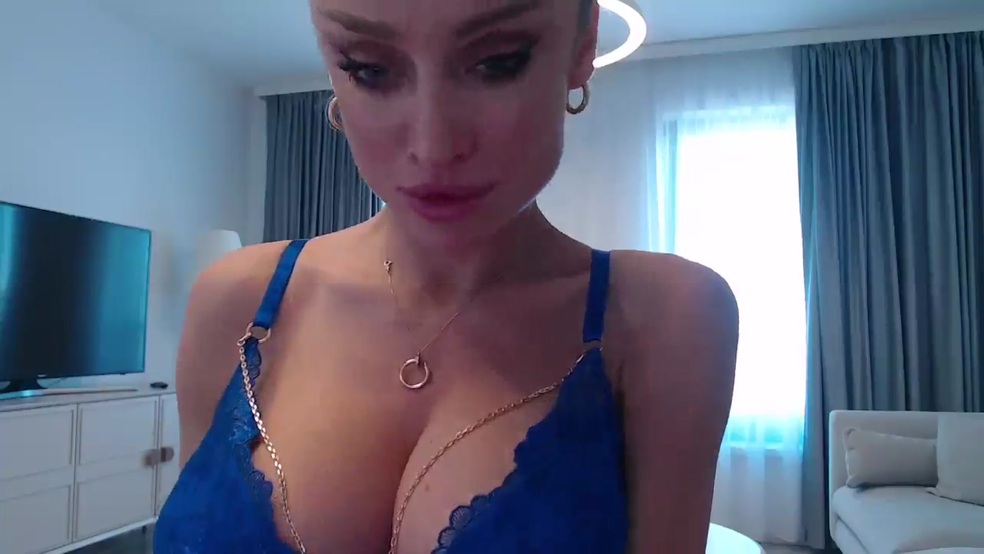 Gallery image thumbnail from Anayys's myfreecams stream on, 01/07/2025, 09:03 image 6 of 20