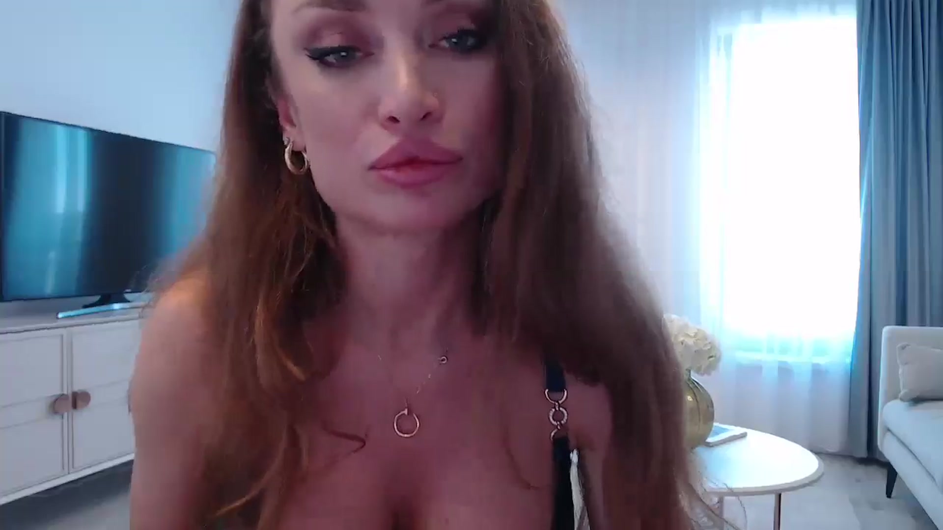 Gallery image thumbnail from Anayys's myfreecams stream on, 01/14/2025, 09:53 image 16 of 20