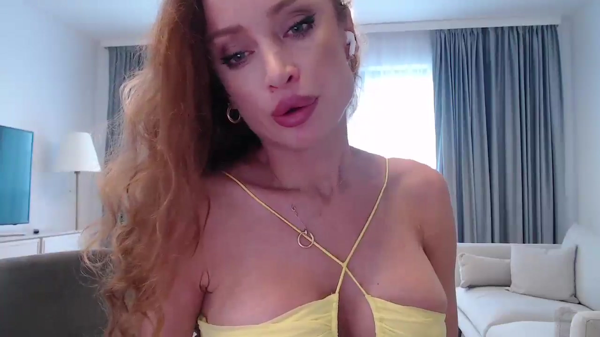 Gallery image thumbnail from Anayys's myfreecams stream on, 01/15/2025, 07:54 image 20 of 20