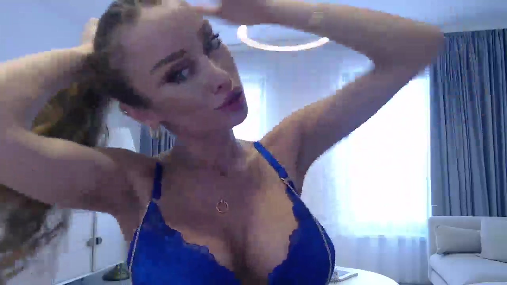 Gallery image thumbnail from Anayys's myfreecams stream on, 01/16/2025, 08:10 image 8 of 20