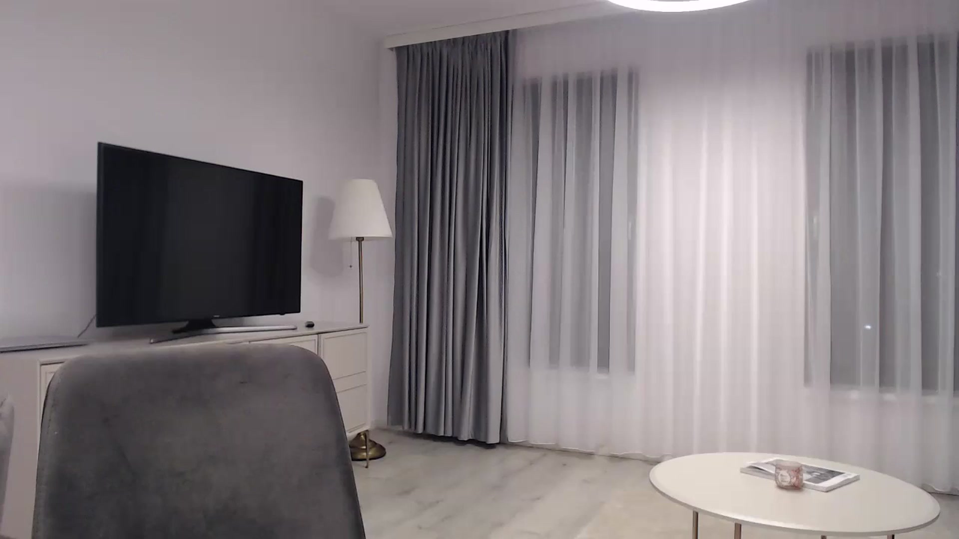 Gallery image thumbnail from Anayys's myfreecams stream on, 01/16/2025, 19:29 image 9 of 20