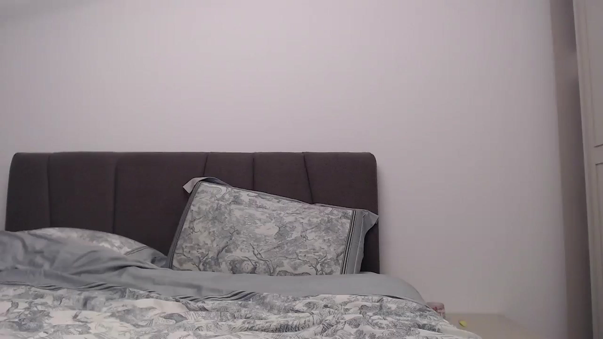 Gallery image thumbnail from Anayys's myfreecams stream on, 01/18/2025, 23:40 image 19 of 20