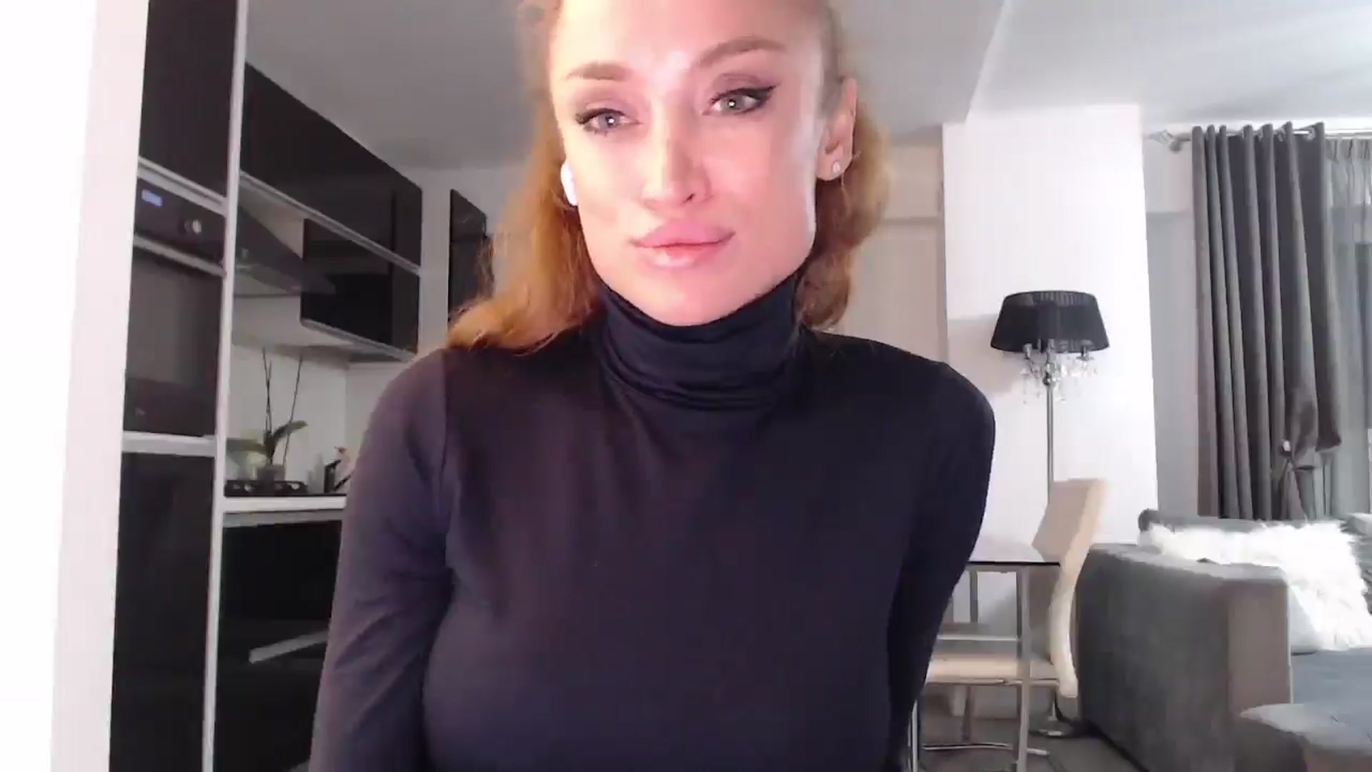 Gallery image thumbnail from Anayys's myfreecams stream on, 01/19/2025, 17:52 image 19 of 20