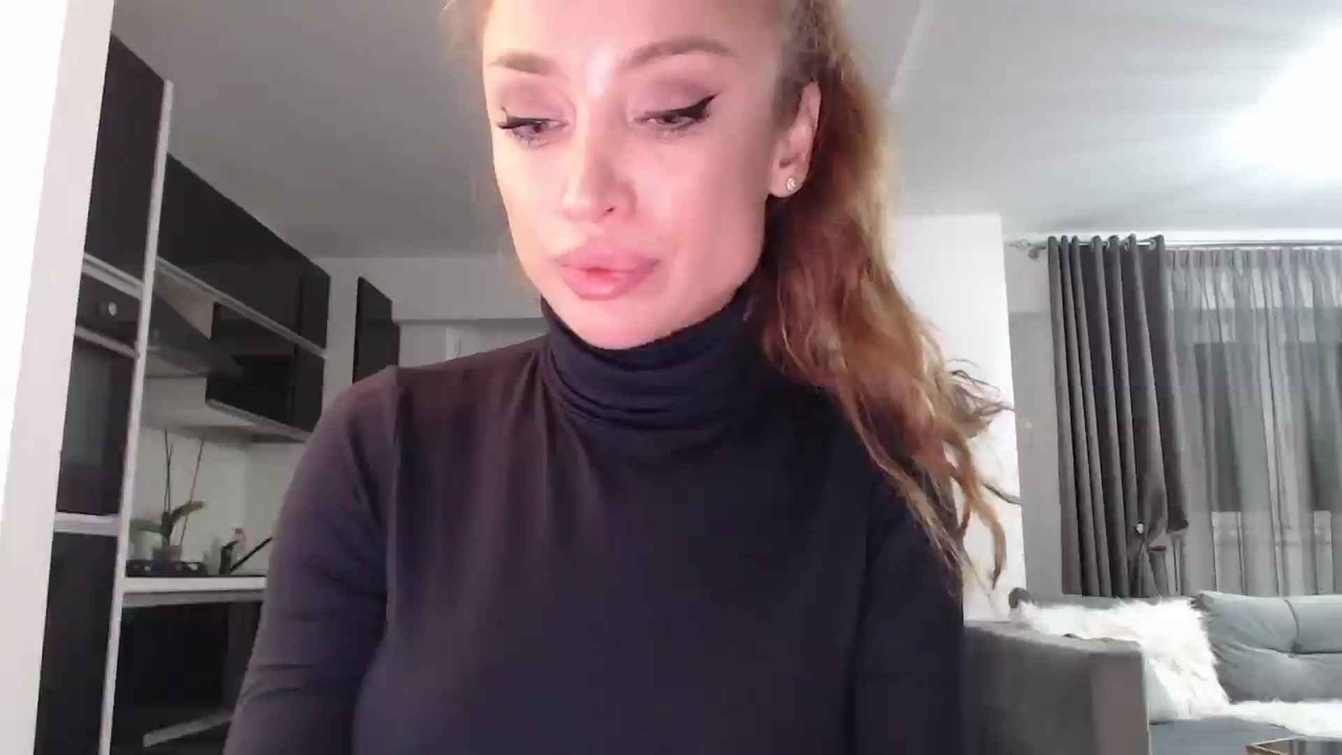 Gallery image thumbnail from Anayys's myfreecams stream on, 01/19/2025, 17:52 image 2 of 20