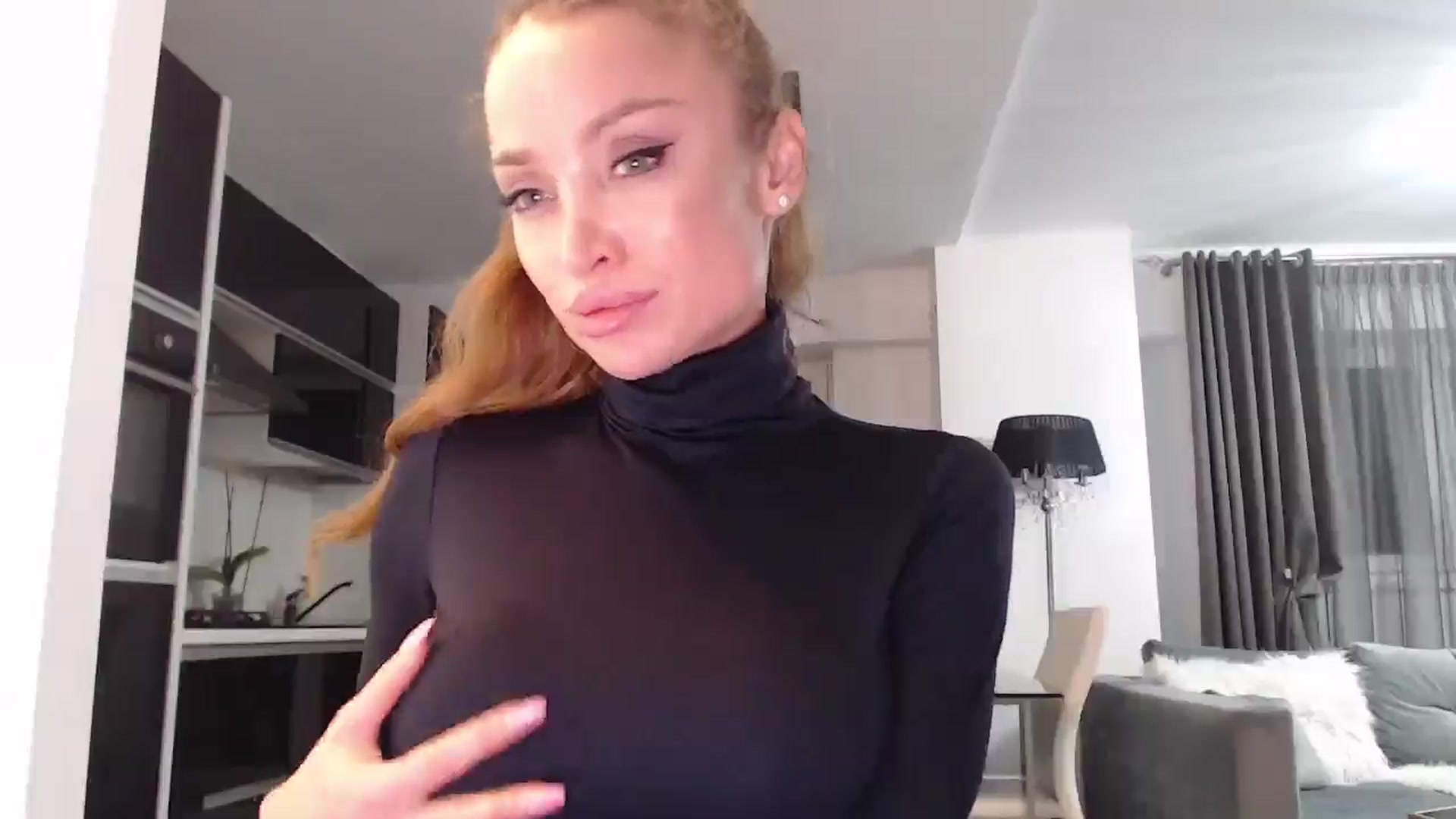 Gallery image thumbnail from Anayys's myfreecams stream on, 01/19/2025, 17:52 image 7 of 20