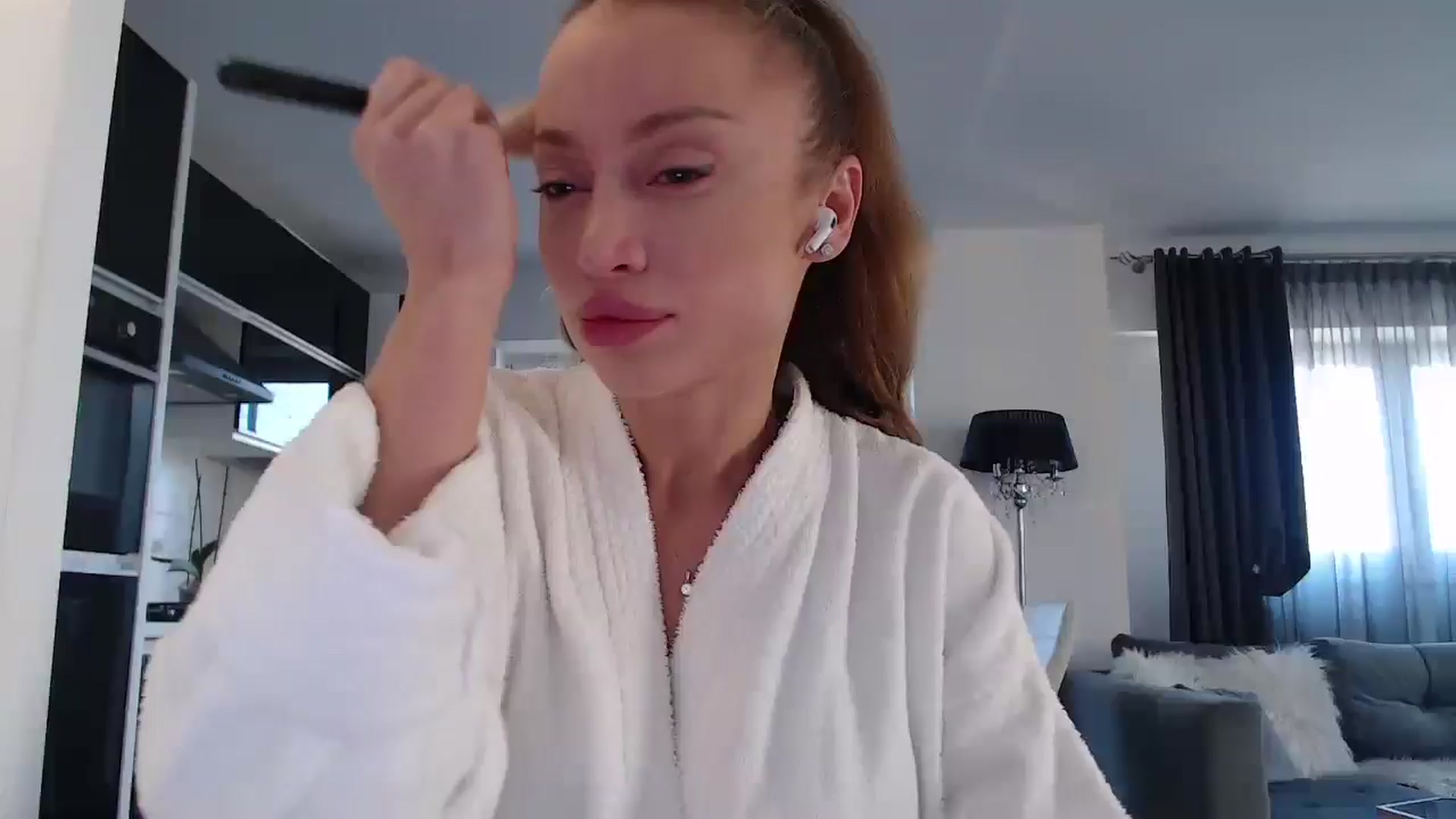 Gallery image thumbnail from Anayys's myfreecams stream on, 01/20/2025, 12:13 image 1 of 20