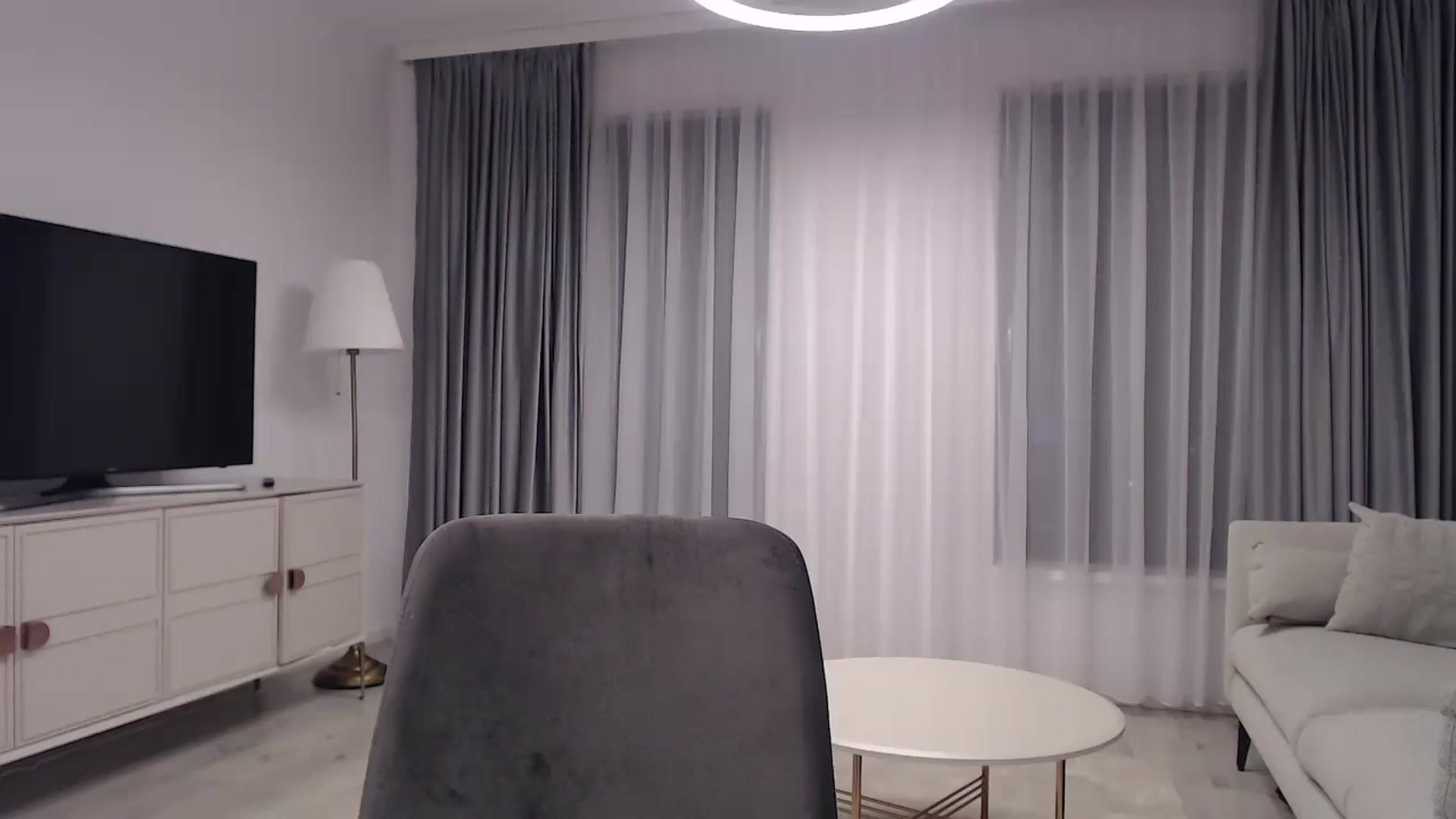 Gallery image thumbnail from Anayys's myfreecams stream on, 01/20/2025, 18:25 image 17 of 20