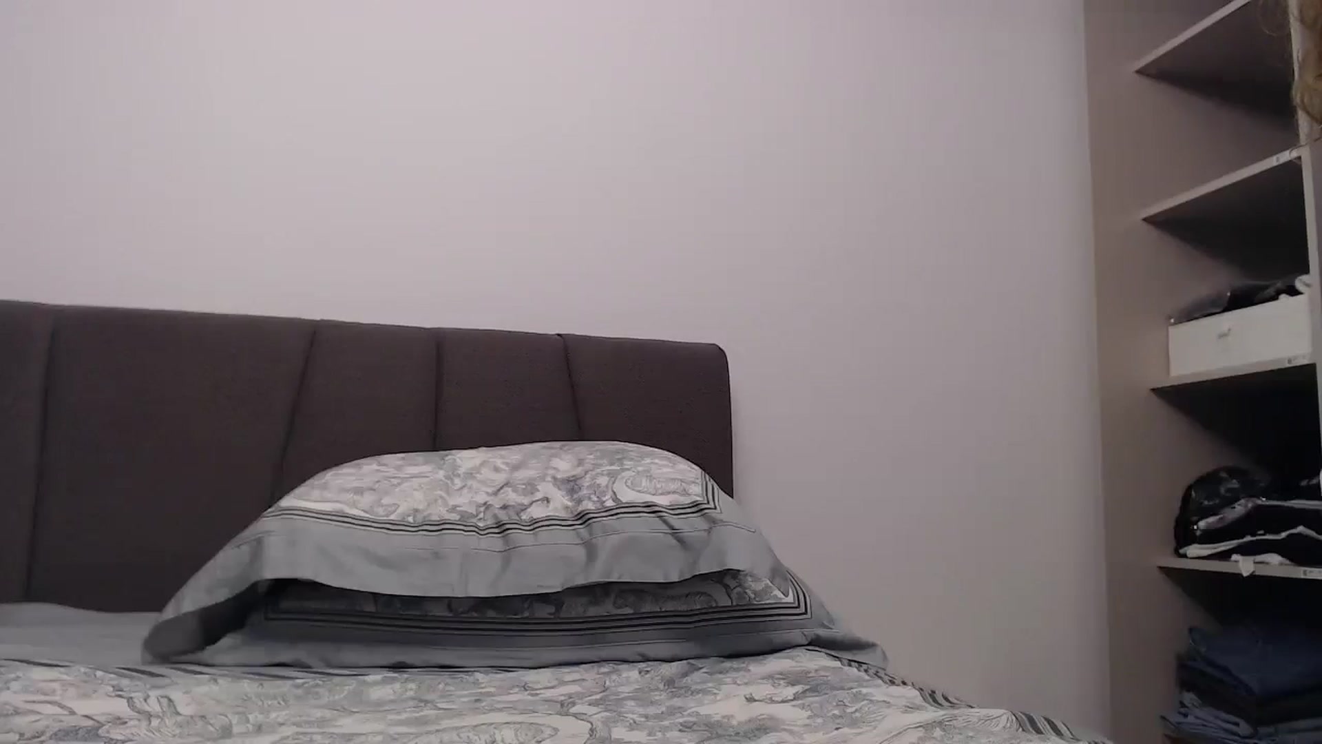 Gallery image thumbnail from Anayys's myfreecams stream on, 01/23/2025, 21:33 image 16 of 20