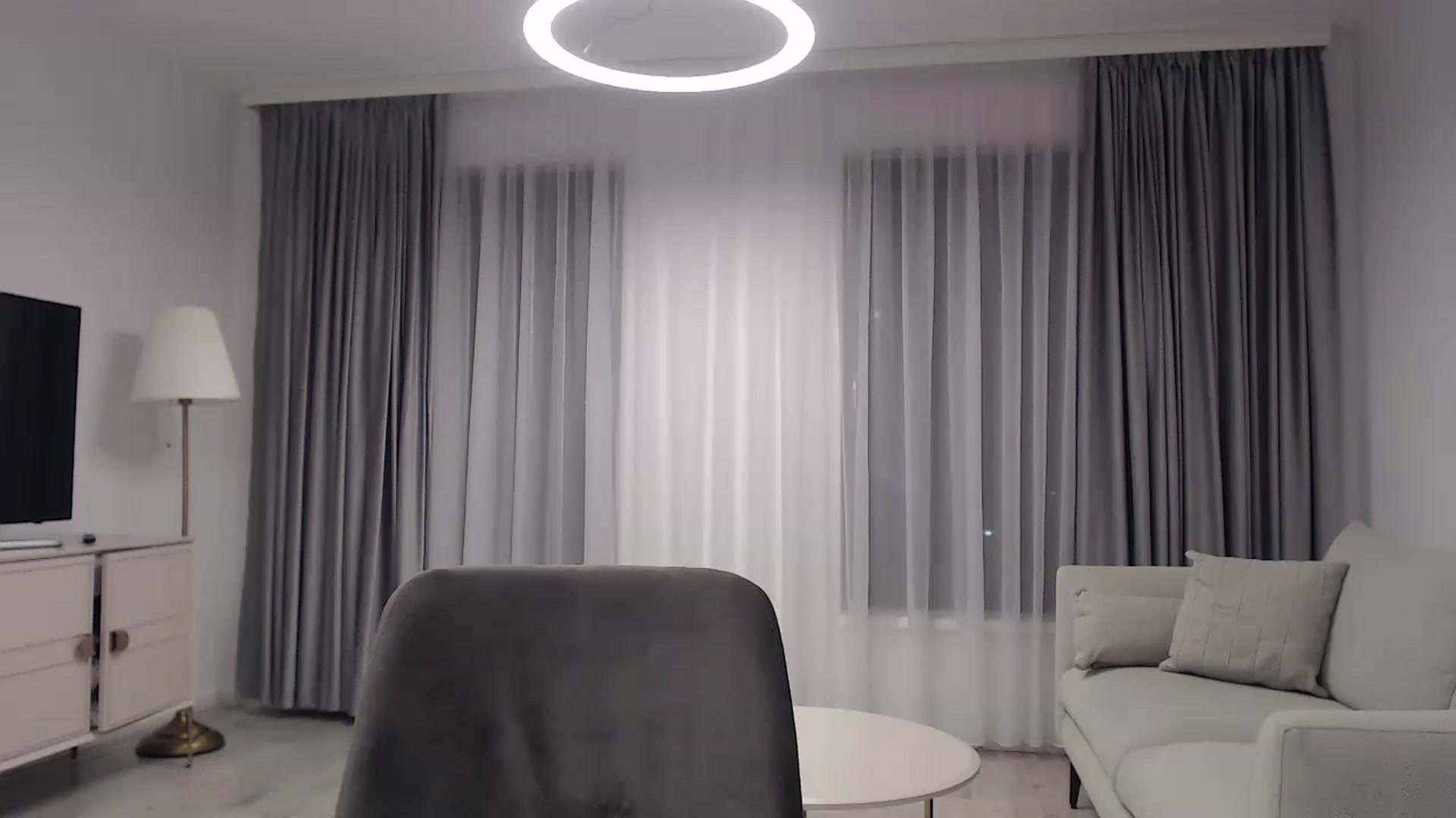 Gallery image thumbnail from Anayys's myfreecams stream on, 01/28/2025, 21:11 image 7 of 20