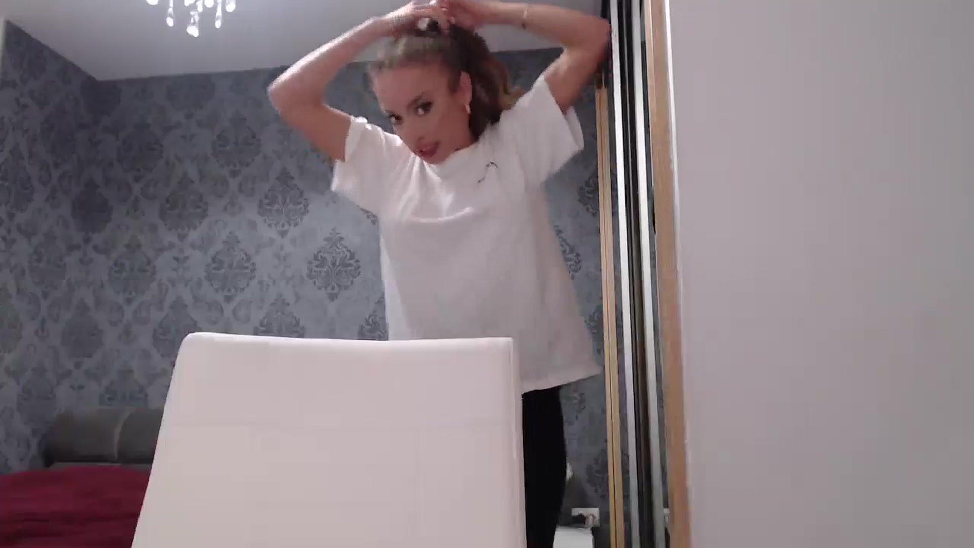 Gallery image thumbnail from Anayys's myfreecams stream on, 01/31/2025, 11:17 image 2 of 20