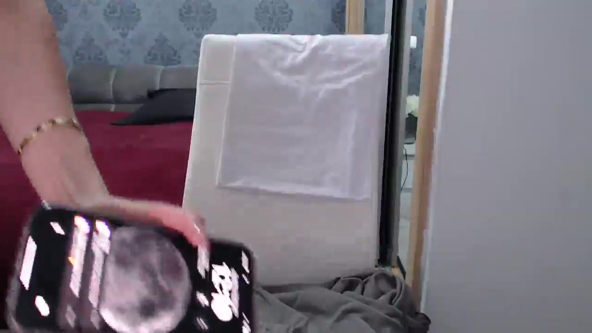 Gallery image thumbnail from Anayys's myfreecams stream on, 02/02/2025, 10:39 image 9 of 20