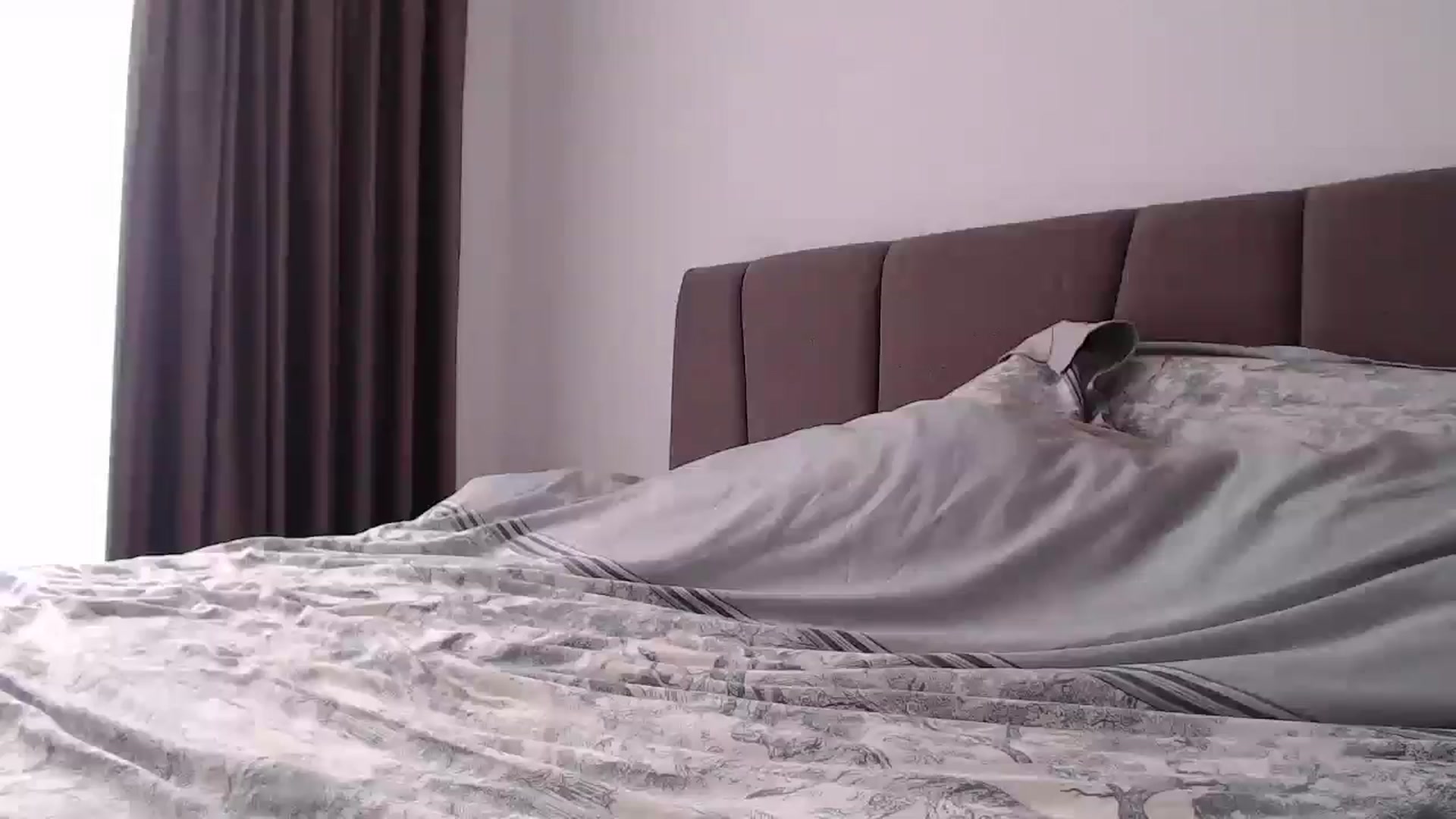 Gallery image thumbnail from Anayys's myfreecams stream on, 02/08/2025, 14:11 image 8 of 20