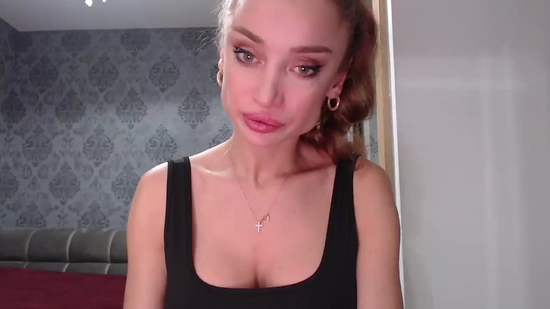 Gallery image thumbnail from Anayys's myfreecams stream on, 02/10/2025, 22:16 image 5 of 20