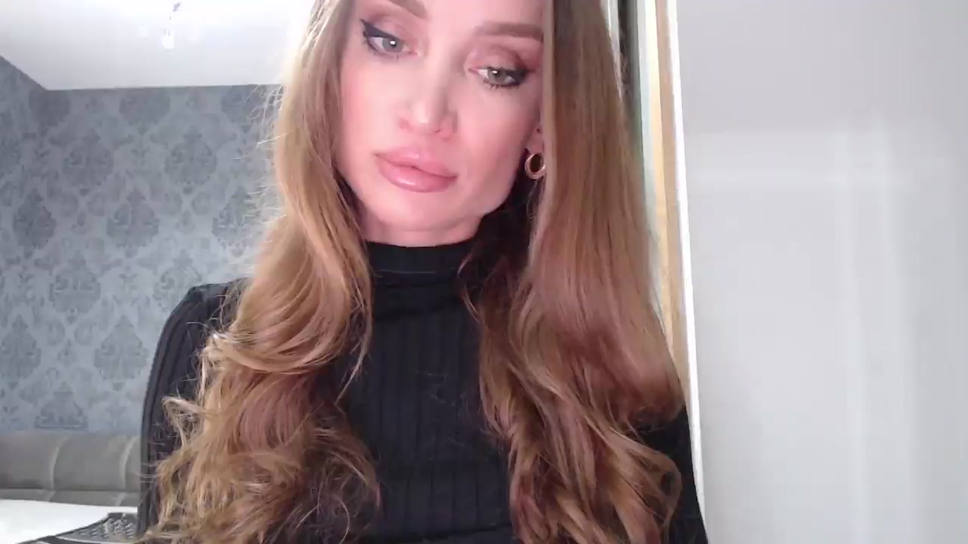 Gallery image thumbnail from Anayys's myfreecams stream on, 02/13/2025, 13:42 image 4 of 20