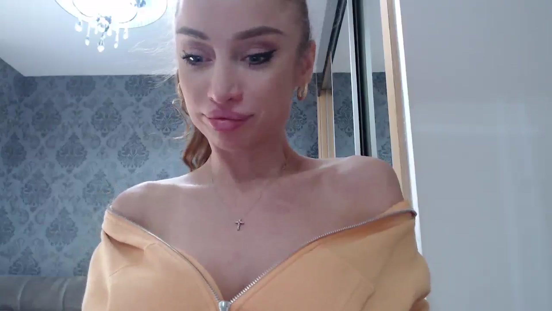 Gallery image thumbnail from Anayys's myfreecams stream on, 02/14/2025, 13:48 image 2 of 20