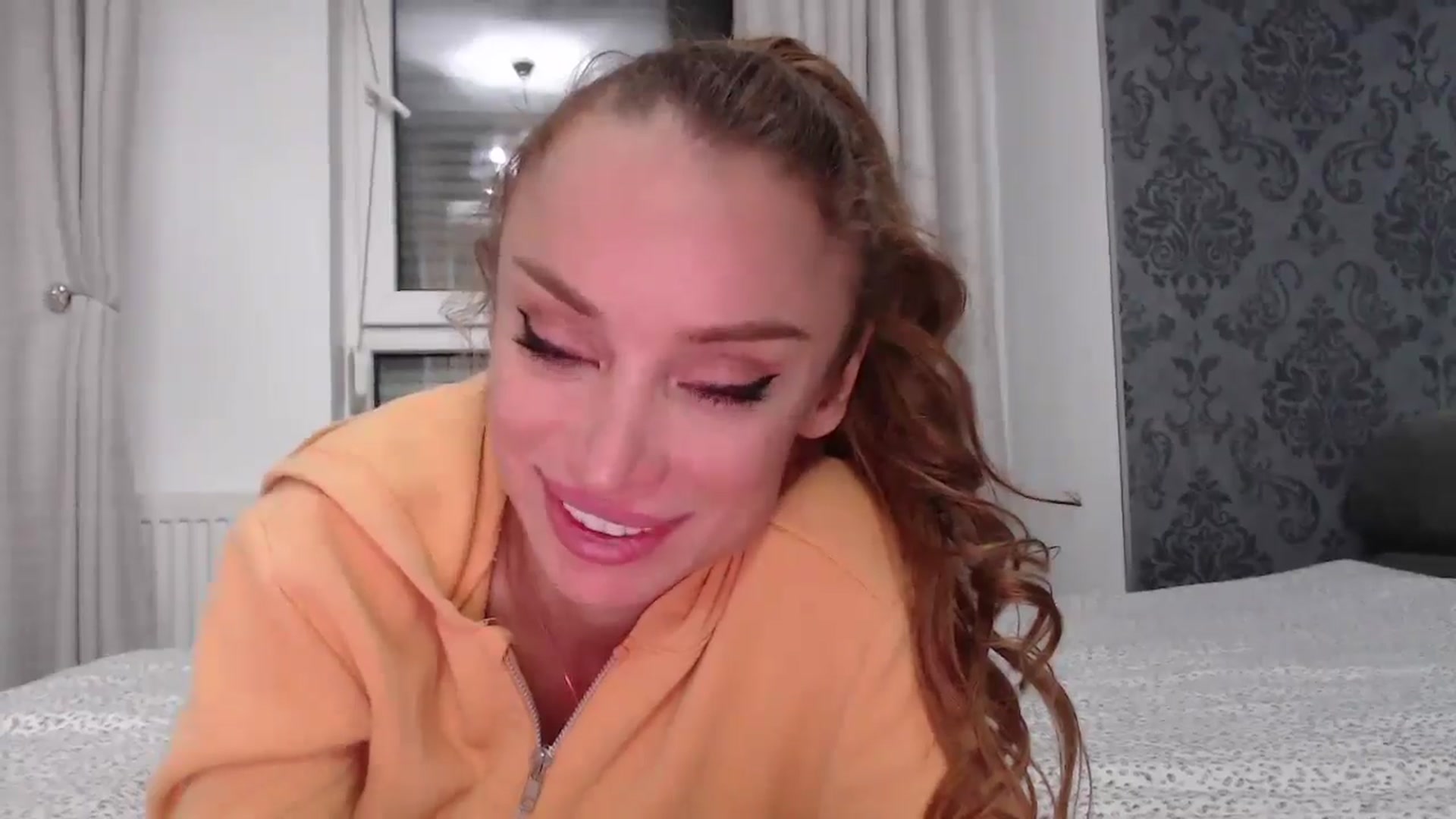Gallery image thumbnail from Anayys's myfreecams stream on, 02/17/2025, 21:47 image 19 of 20