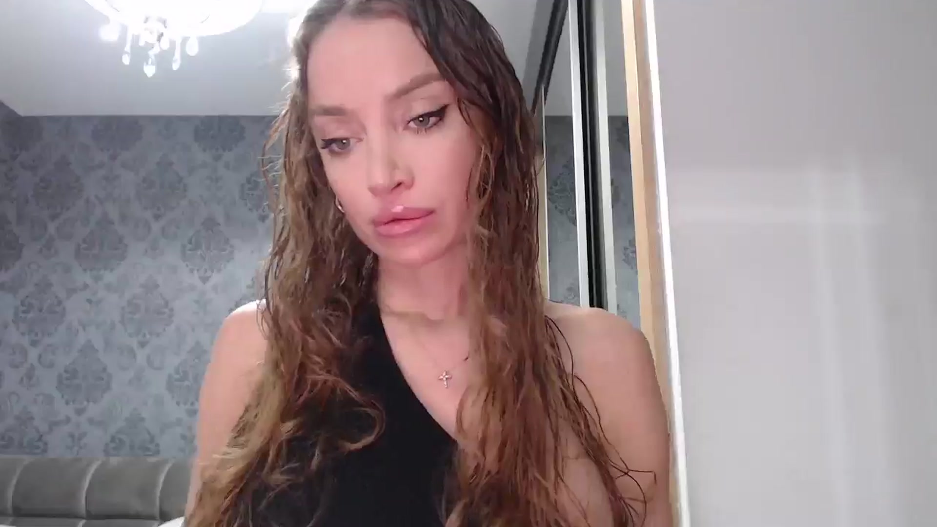 Gallery image thumbnail from Anayys's myfreecams stream on, 02/18/2025, 15:14 image 16 of 20