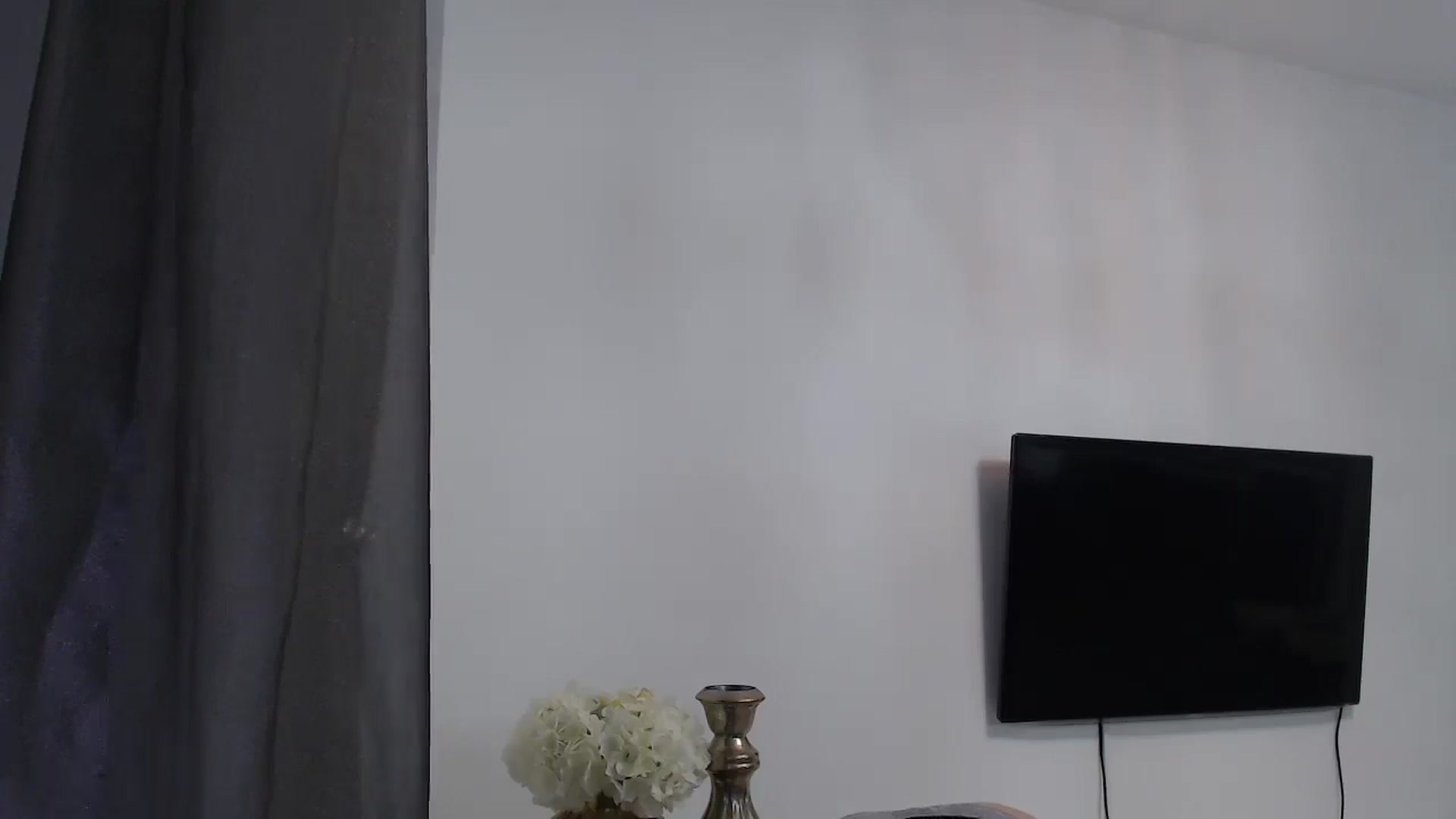 Gallery image thumbnail from Anayys's myfreecams stream on, 02/21/2025, 20:40 image 13 of 20