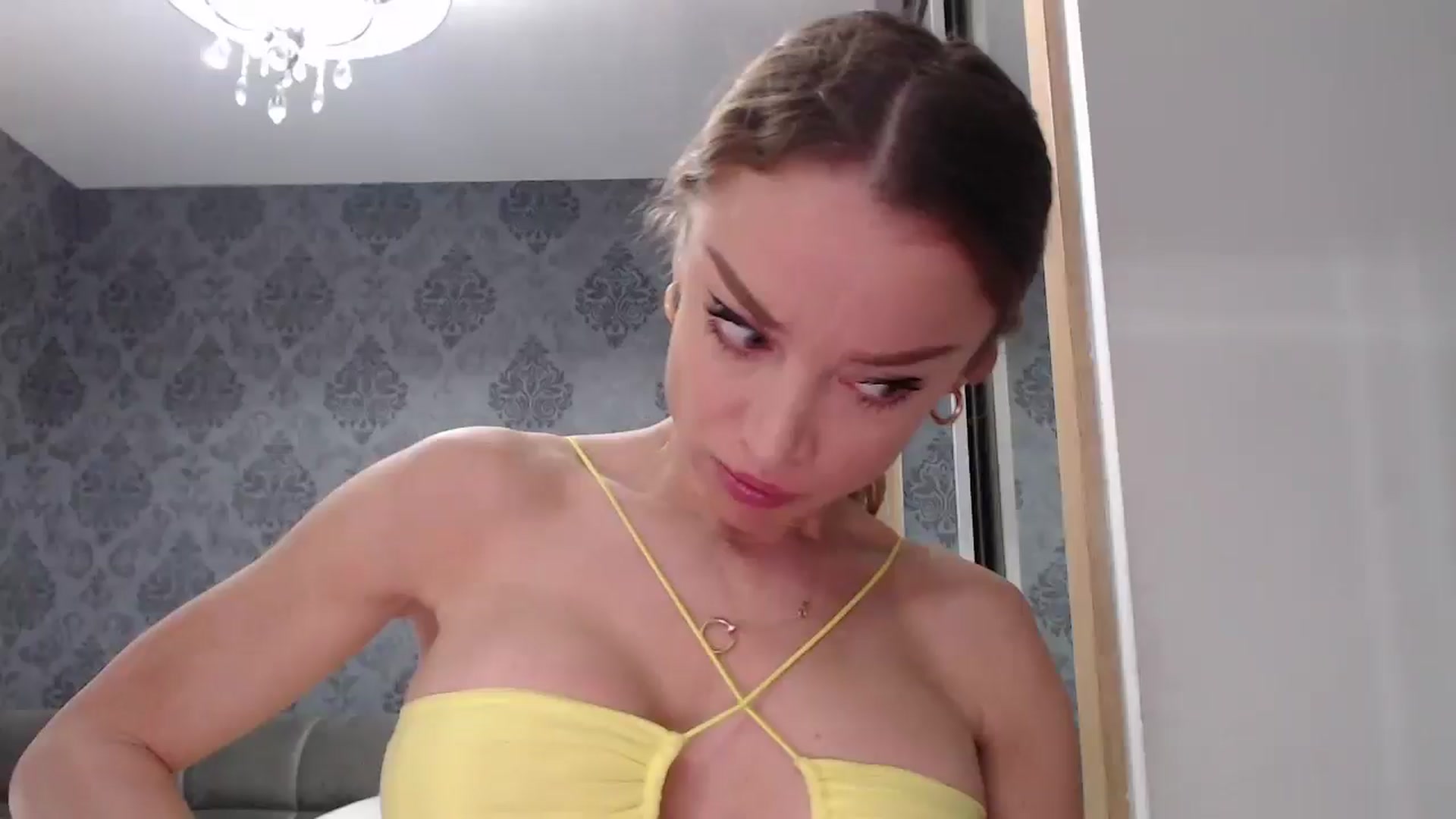 Gallery image thumbnail from Anayys's myfreecams stream on, 02/22/2025, 10:14 image 6 of 20
