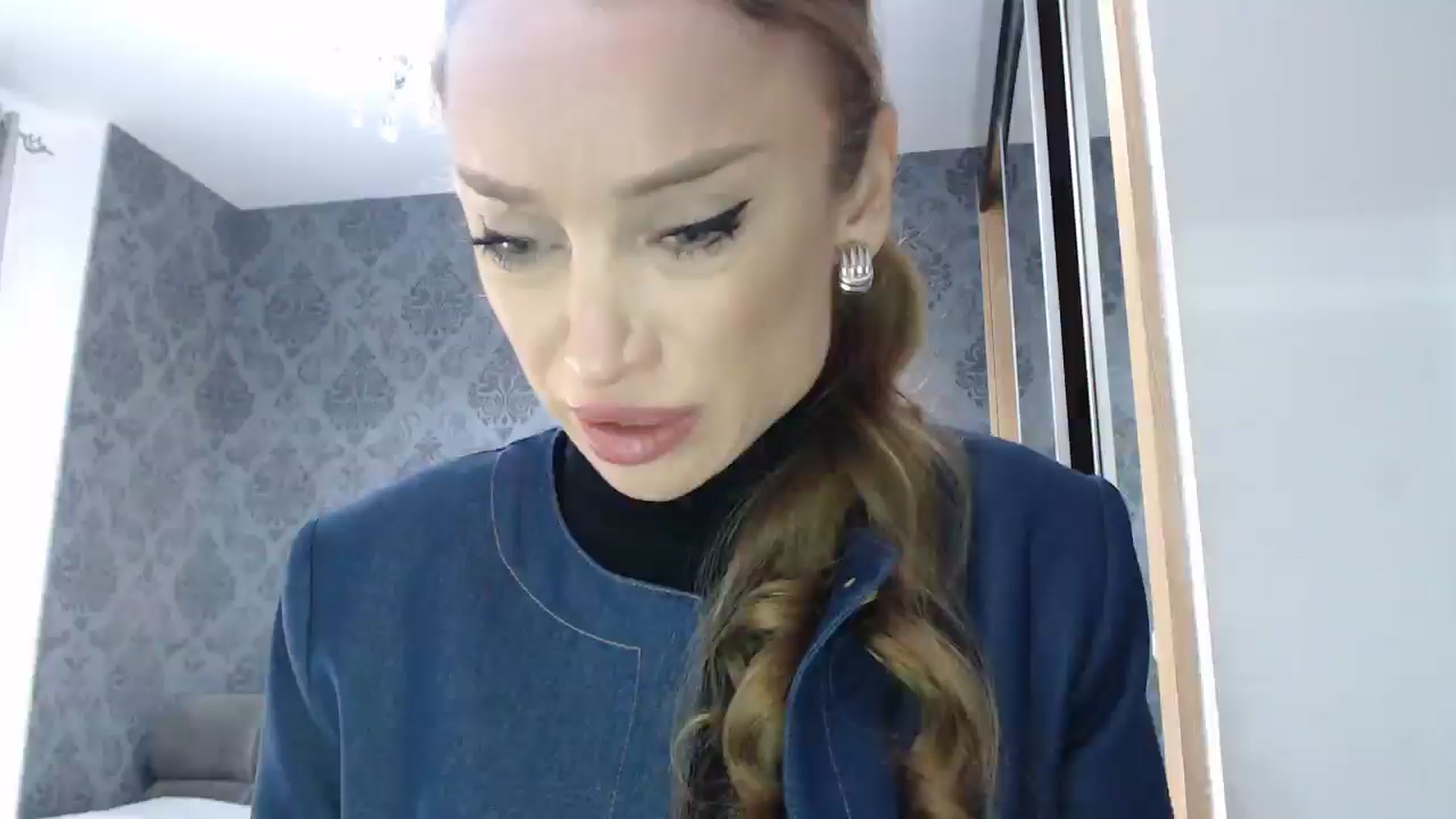 Gallery image thumbnail from Anayys's myfreecams stream on, 02/26/2025, 07:25 image 19 of 20