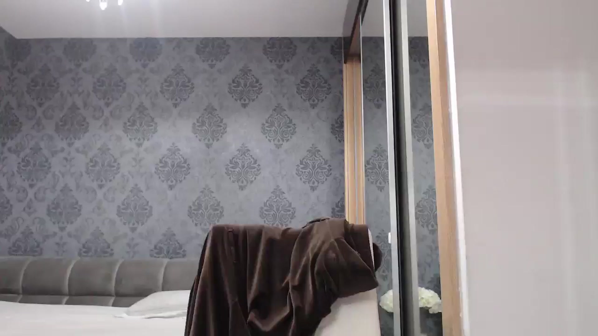 Gallery image thumbnail from Anayys's myfreecams stream on, 03/02/2025, 15:06 image 2 of 20