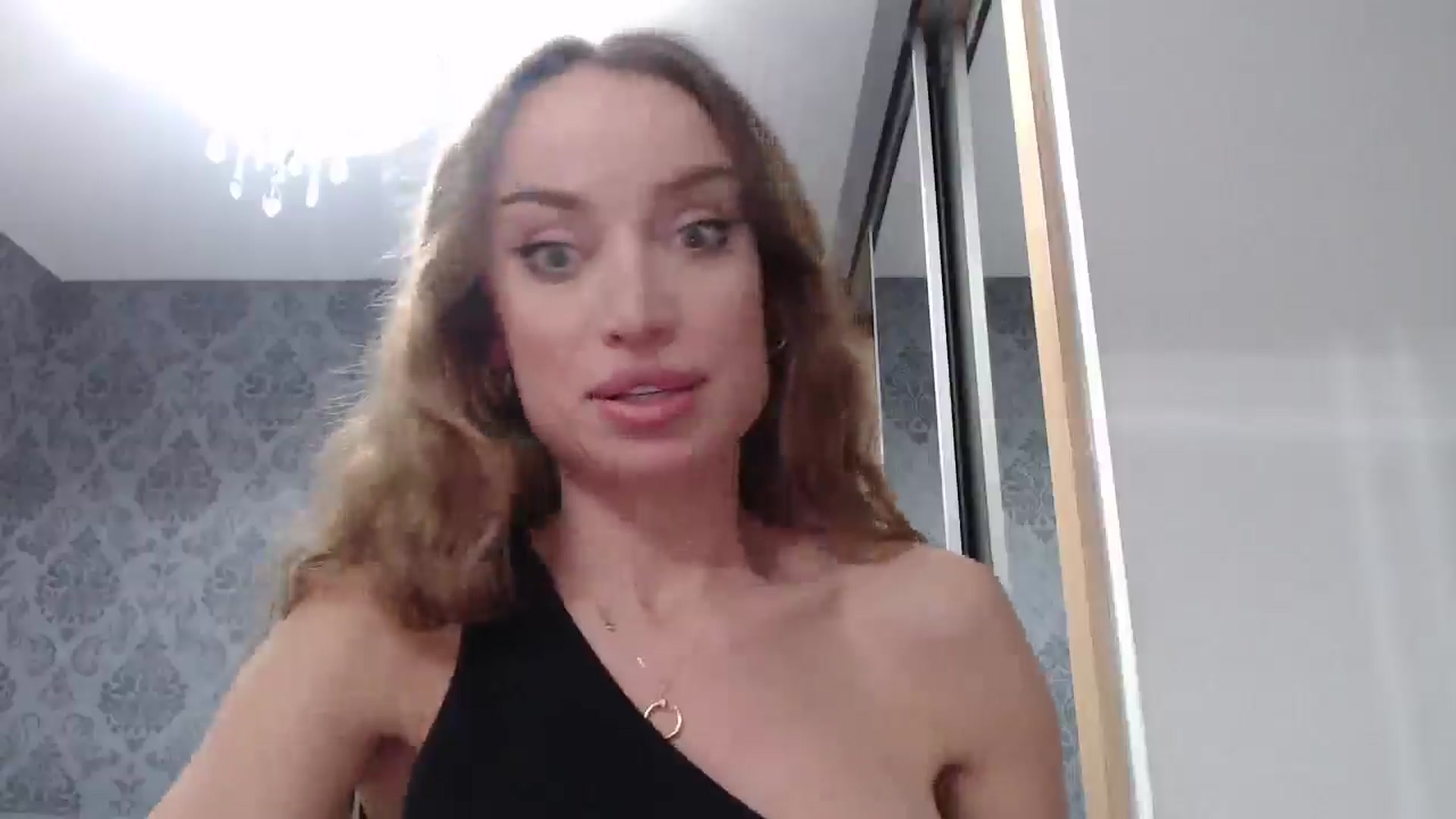 Gallery image thumbnail from Anayys's myfreecams stream on, 03/02/2025, 15:06 image 13 of 20