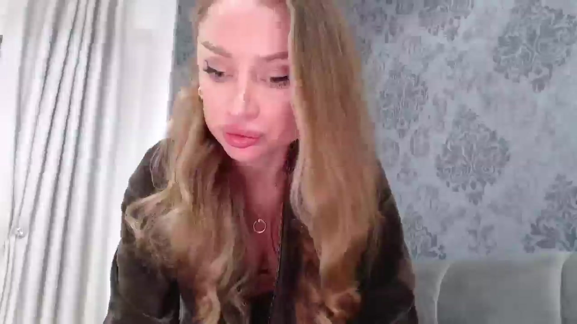 Gallery image thumbnail from Anayys's myfreecams stream on, 03/05/2025, 11:08 image 10 of 20