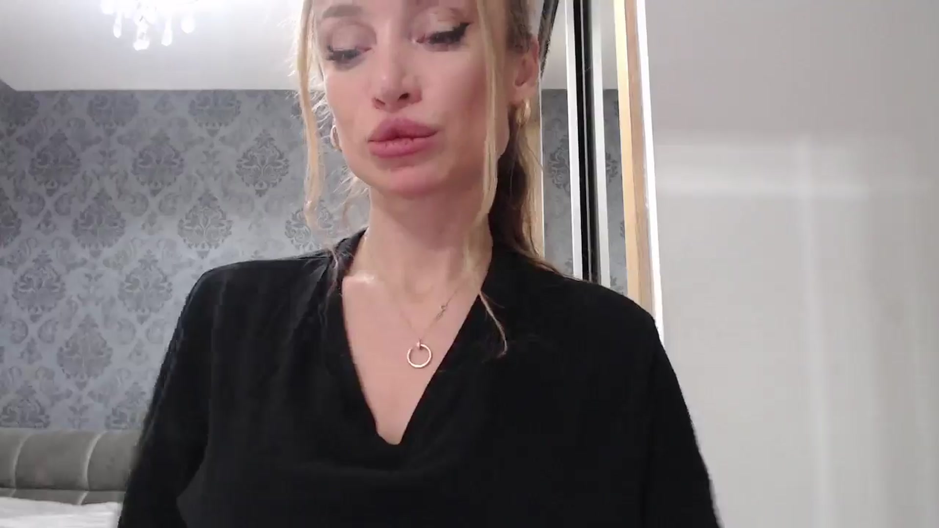 Gallery image thumbnail from Anayys's myfreecams stream on, 03/05/2025, 12:48 image 14 of 20