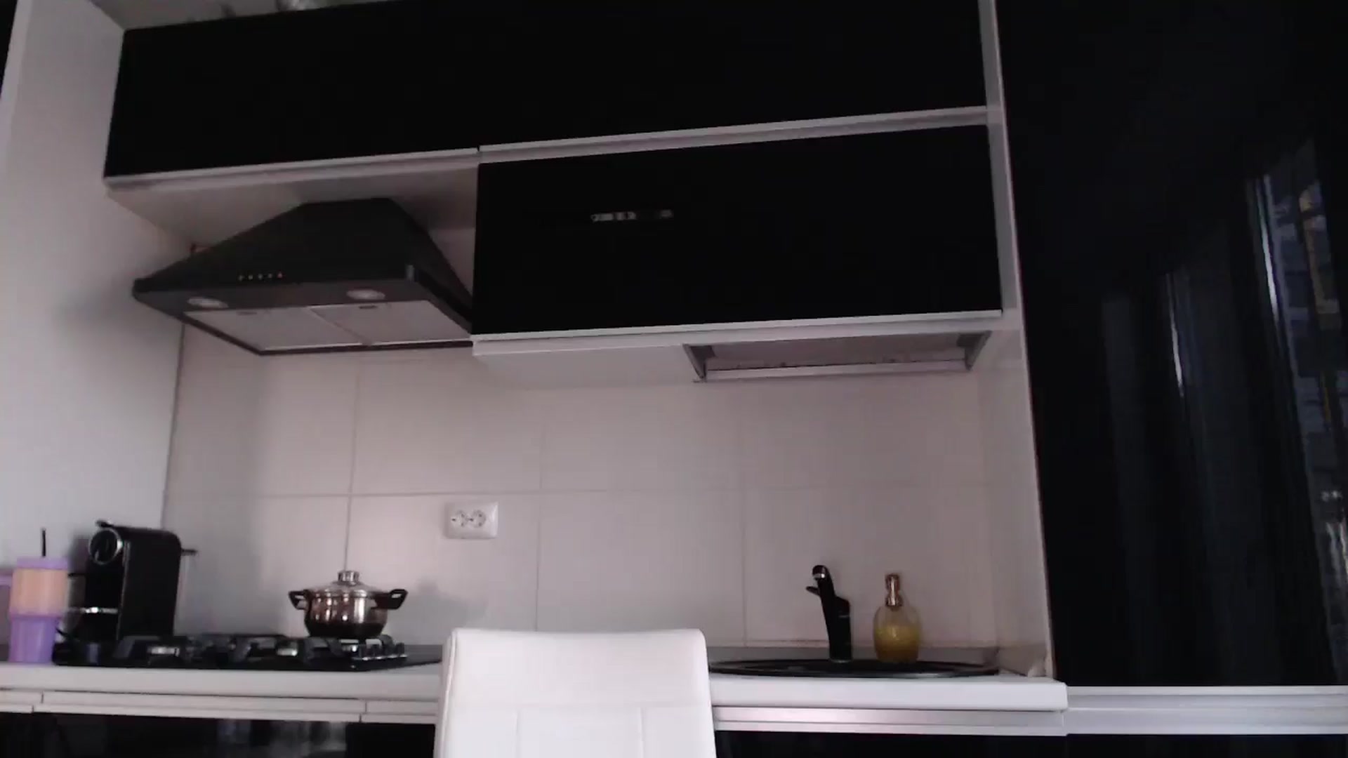 Gallery image thumbnail from Anayys's myfreecams stream on, 03/11/2025, 05:16 image 8 of 20