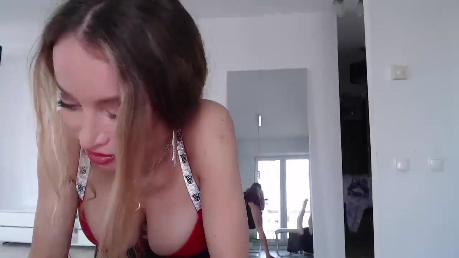 Gallery image thumbnail from Anayys's myfreecams stream on, 03/11/2025, 08:00 image 16 of 20