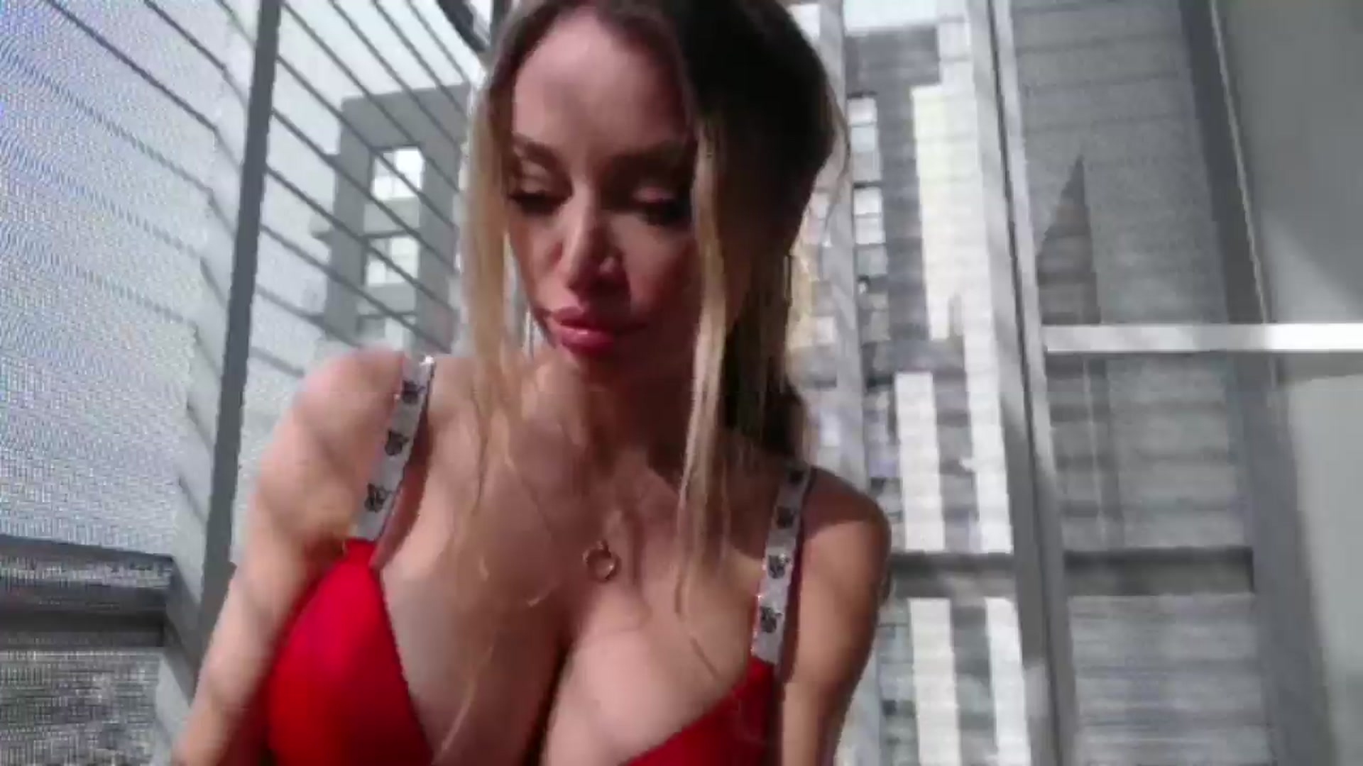 Gallery image thumbnail from Anayys's myfreecams stream on, 03/11/2025, 13:16 image 2 of 20