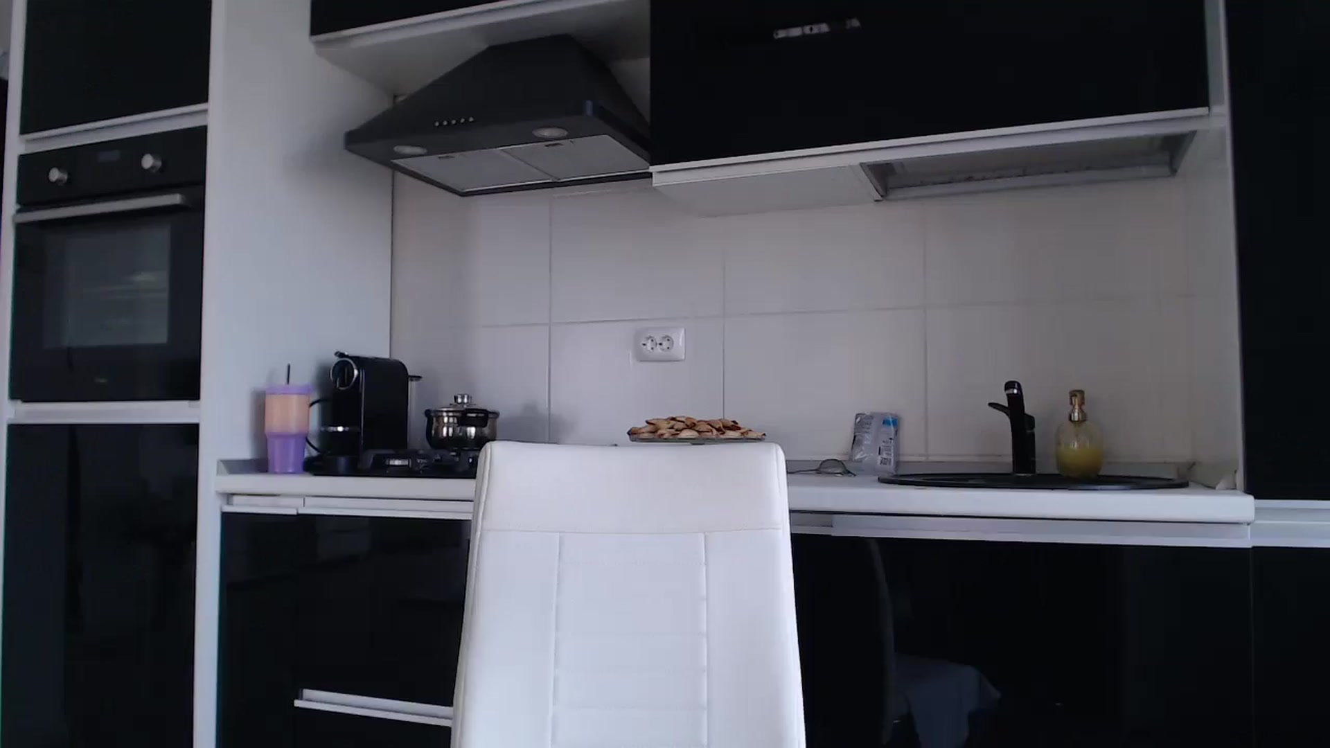 Gallery image thumbnail from Anayys's myfreecams stream on, 03/12/2025, 09:38 image 18 of 20