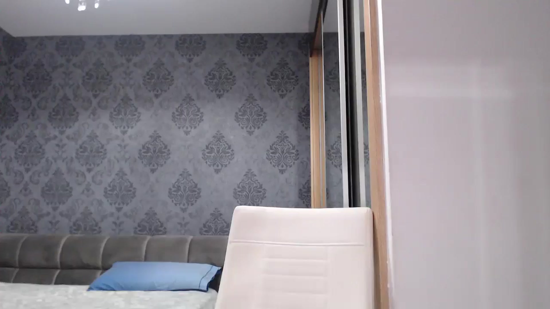 Gallery image thumbnail from Anayys's myfreecams stream on, 03/15/2025, 15:31 image 12 of 20
