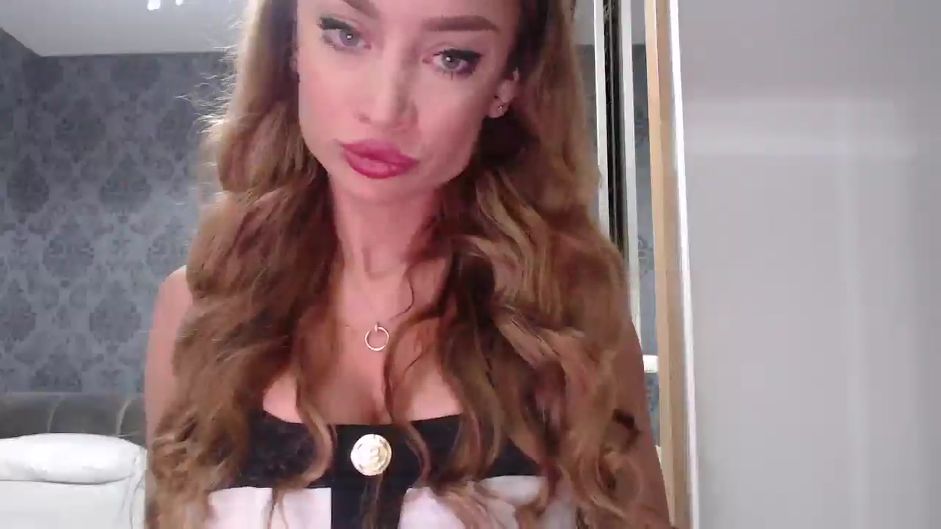 Gallery image thumbnail from Anayys's myfreecams stream on, 03/19/2025, 06:30 image 17 of 20