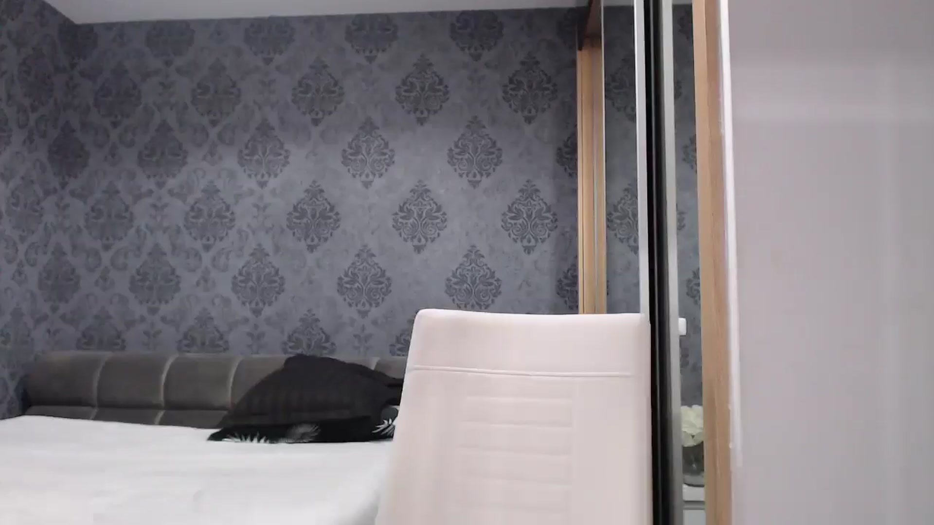 Gallery image thumbnail from Anayys's myfreecams stream on, 03/24/2025, 06:04 image 11 of 20